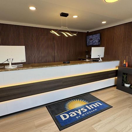 Days Inn By Wyndham Ridgecrest Near China Lake Naval Station Εξωτερικό φωτογραφία