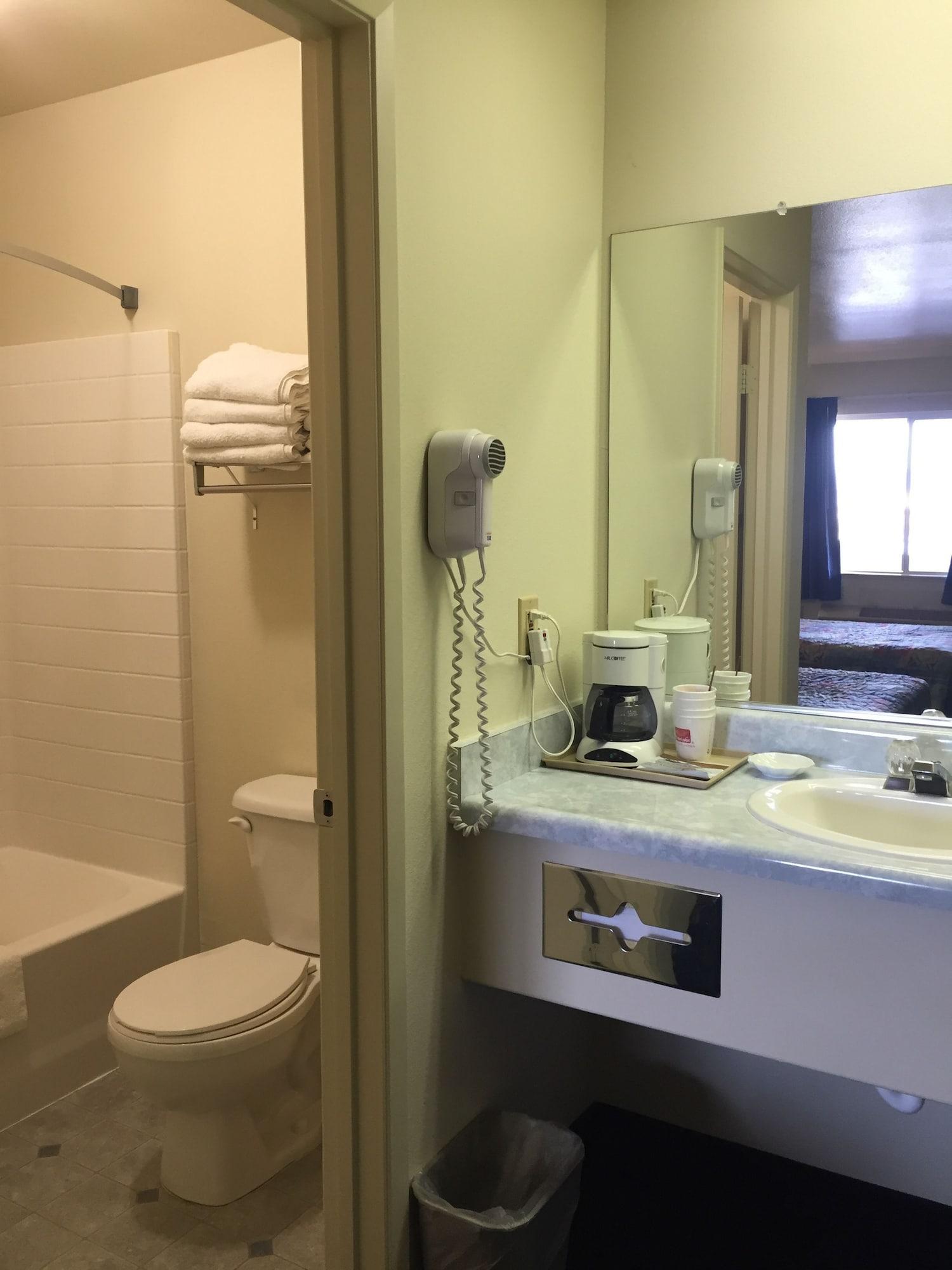 Days Inn By Wyndham Ridgecrest Near China Lake Naval Station Εξωτερικό φωτογραφία