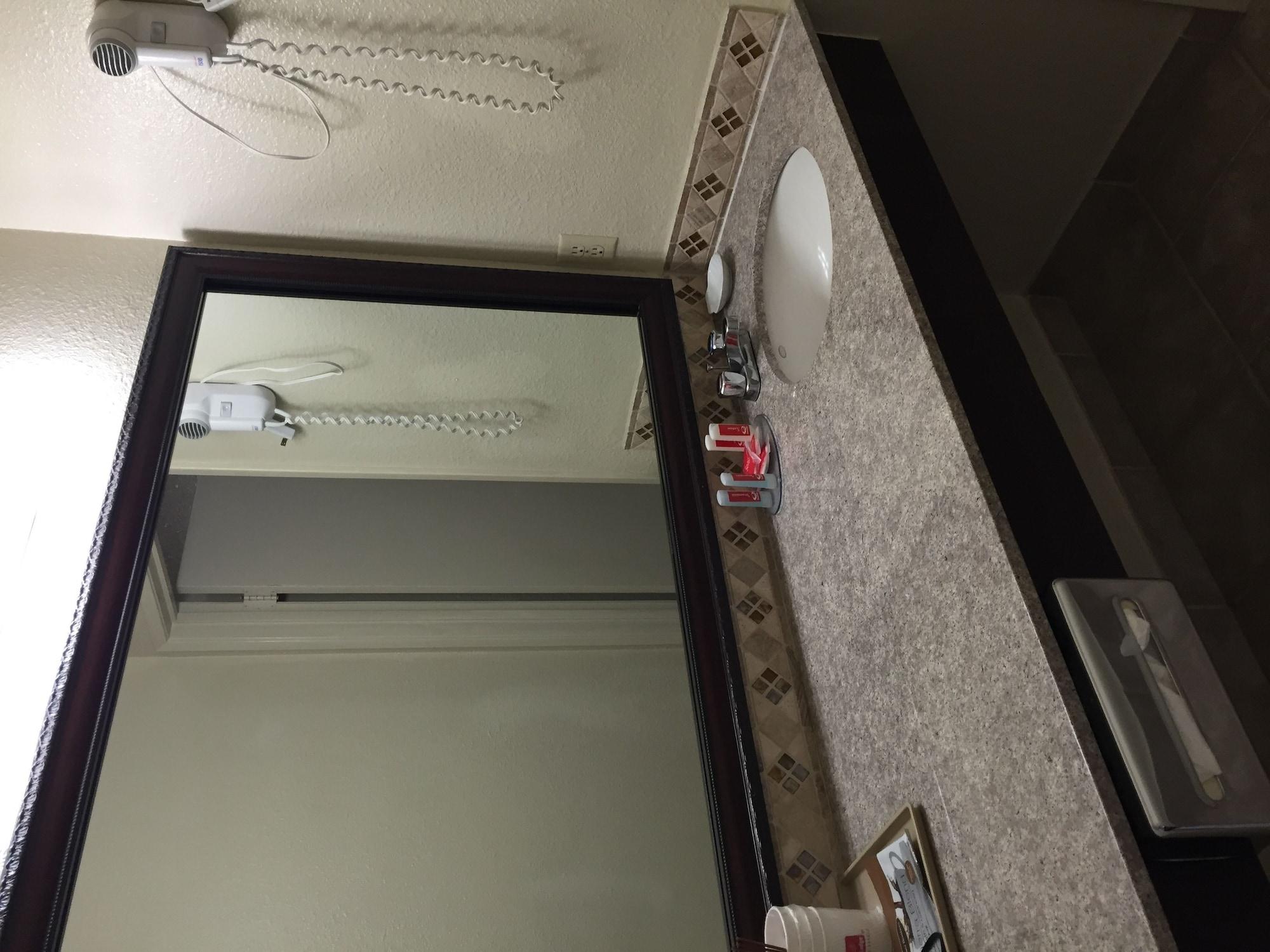 Days Inn By Wyndham Ridgecrest Near China Lake Naval Station Εξωτερικό φωτογραφία