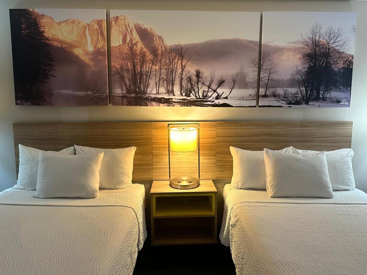 Days Inn By Wyndham Ridgecrest Near China Lake Naval Station Εξωτερικό φωτογραφία