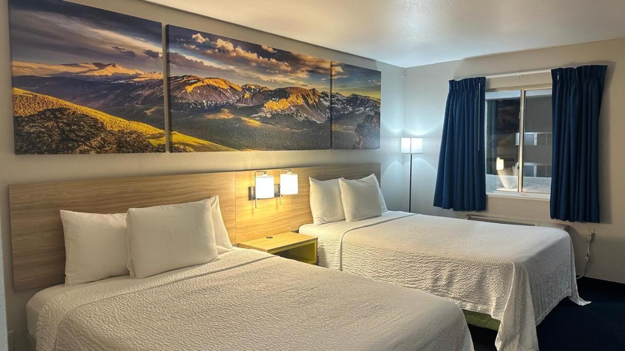 Days Inn By Wyndham Ridgecrest Near China Lake Naval Station Εξωτερικό φωτογραφία