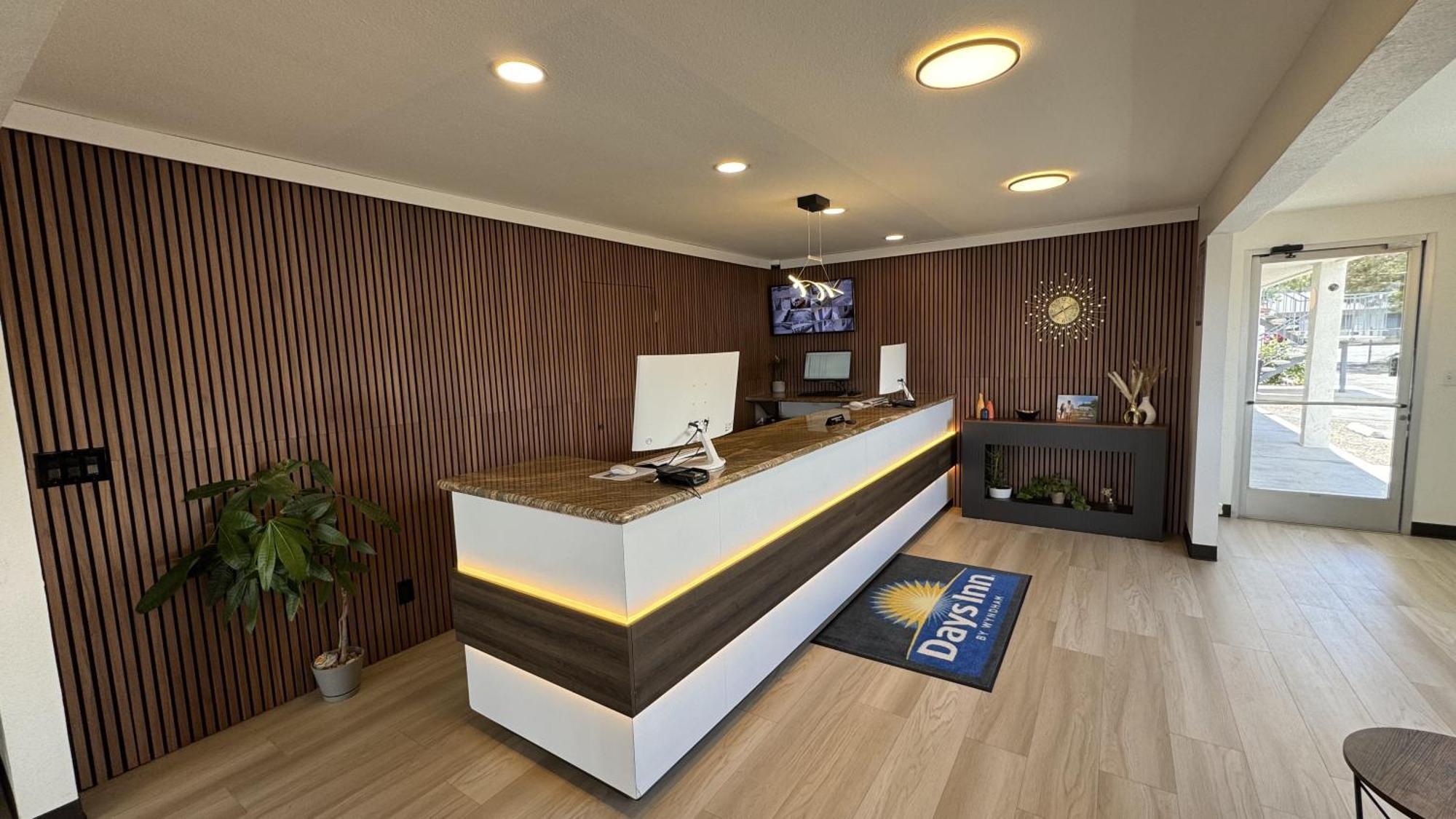 Days Inn By Wyndham Ridgecrest Near China Lake Naval Station Εξωτερικό φωτογραφία
